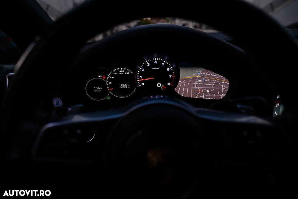 Porsche Cayenne Tiptronic S - 13
