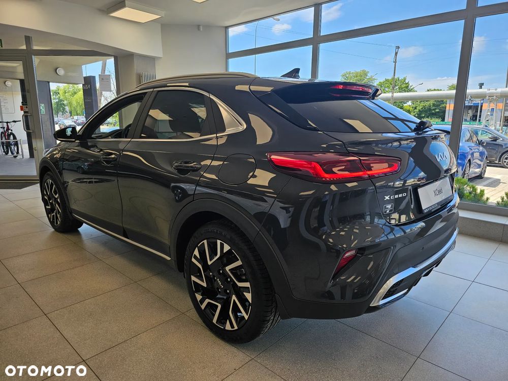 Kia XCeed 1.6 T-GDI M DCT - 3