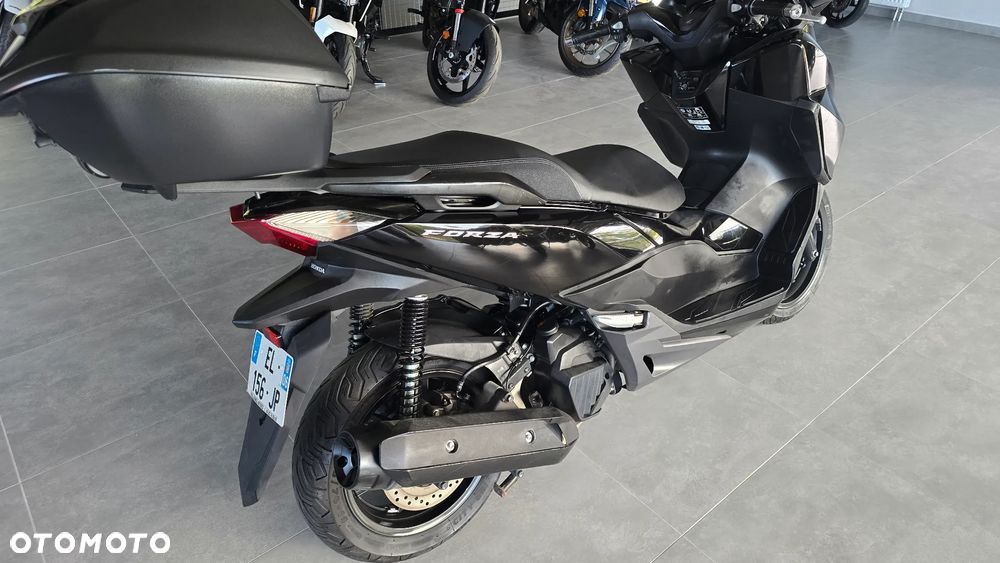Honda NSS - 32