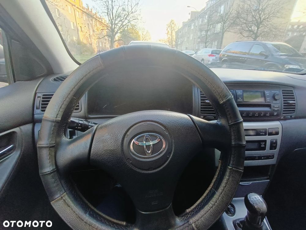Toyota Corolla 2.0 D-4D Sol - 6