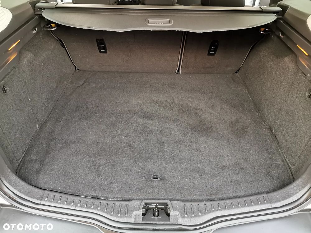 Ford Focus 2.0 TDCi SYNC Edition ASS - 35