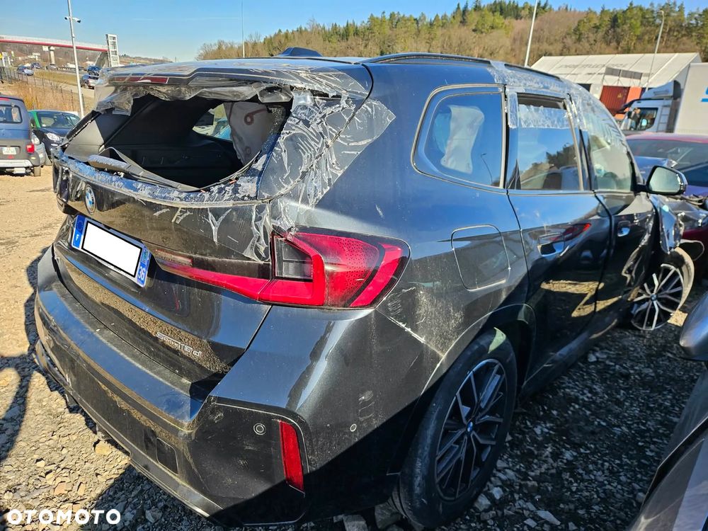 BMW X1 sDrive18d M Sportpaket - 1