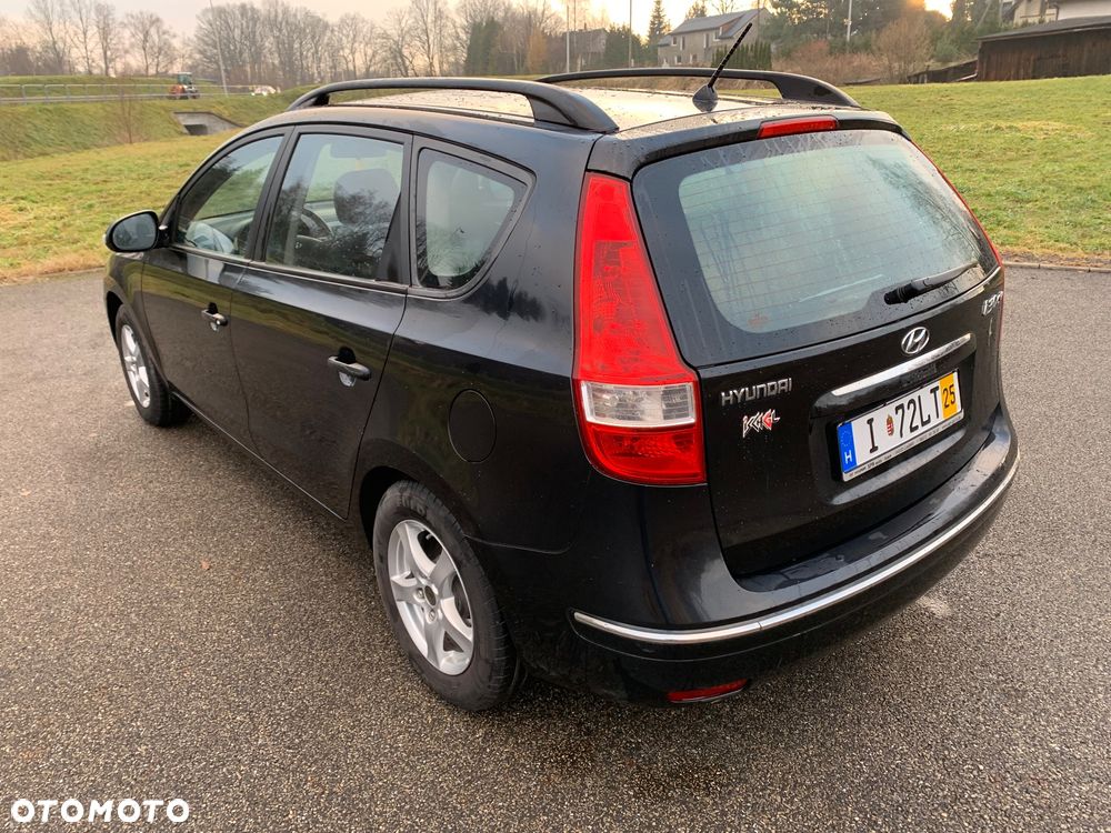 Hyundai i30 1.6 blue Comfort - 3