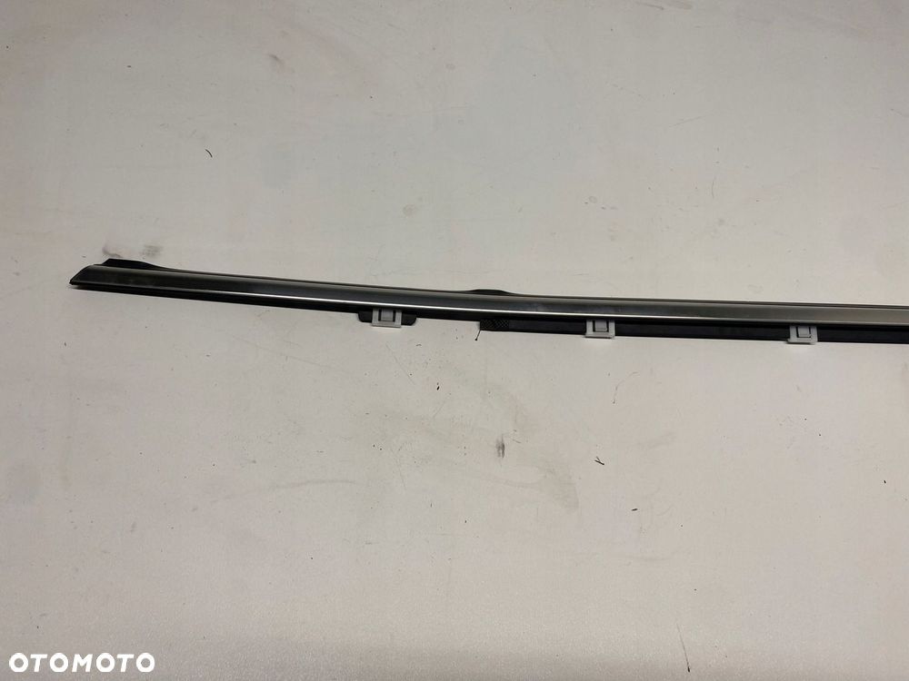 KIA RIO IV V LISTWA DRZWI PARAPET CHROM PRAWA PRAWY TYŁ TYLNA 17- - 2