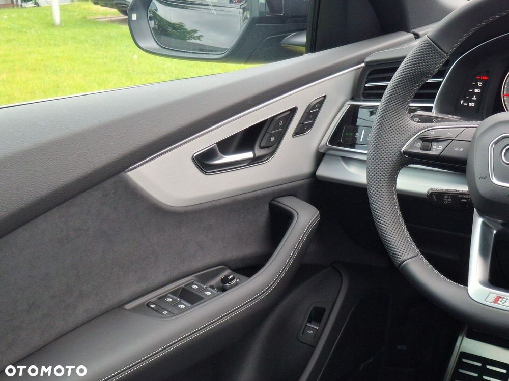 Audi Q8 - 17