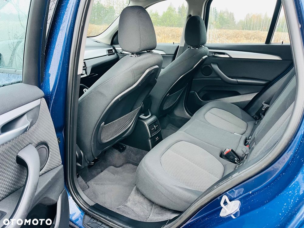 BMW X1 sDrive18d Business Edition - 33