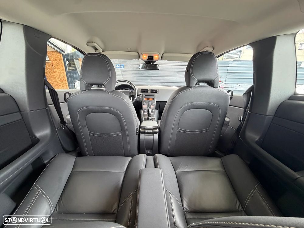 Volvo C30 1.6 D2 R-Design Start/Stop - 25