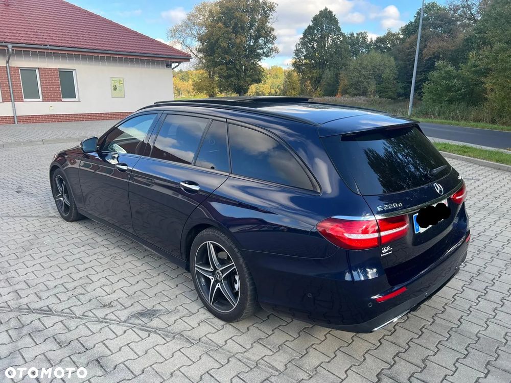 Mercedes-Benz E-Class 2019 photo 4