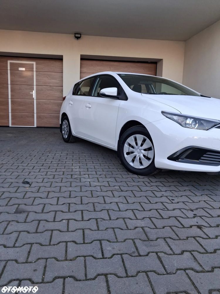 Toyota Auris 1.6 Active - 9