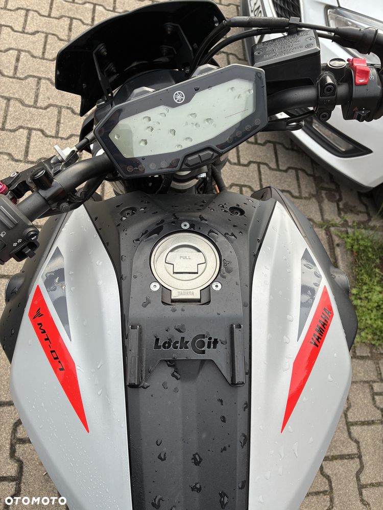 Yamaha MT - 13