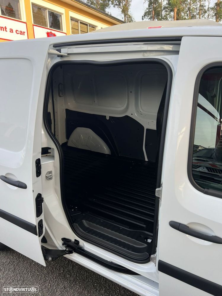 Renault Kangoo Outro - 6