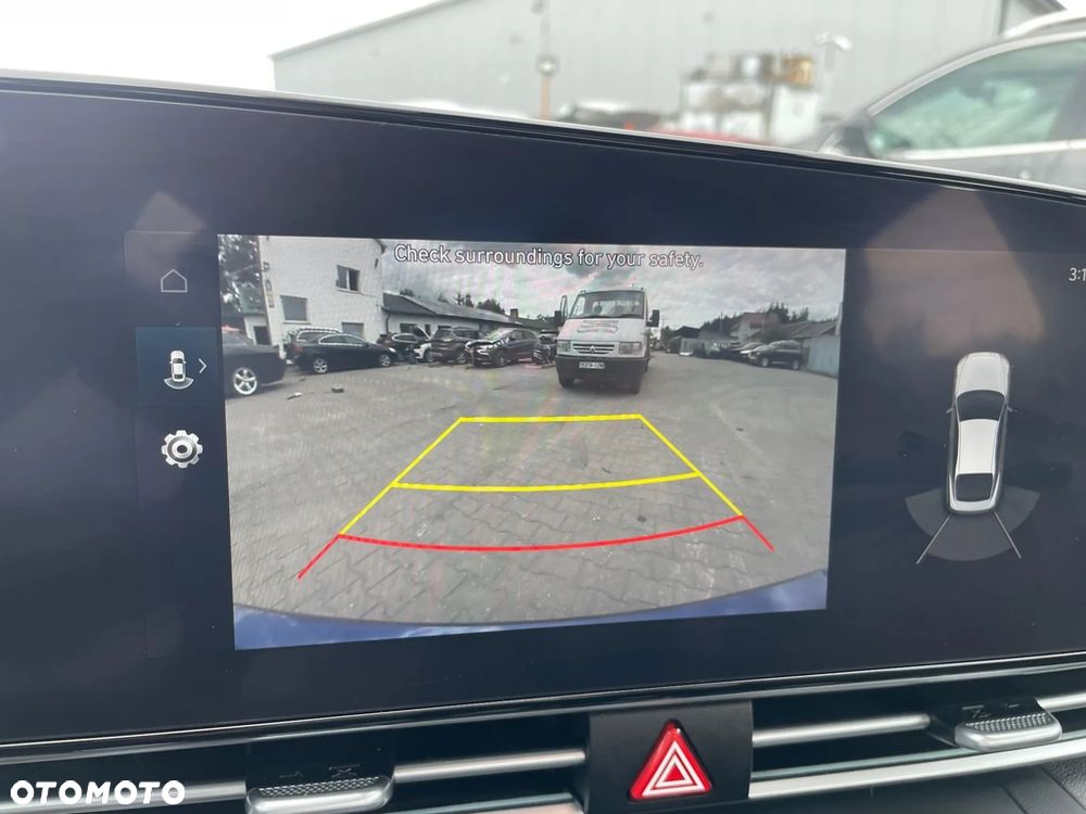 Hyundai Elantra - 15