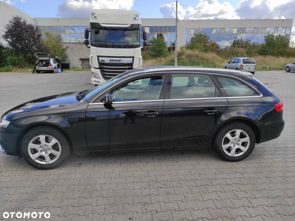 Audi A4 Avant 1.8 TFSI Attraction - 3