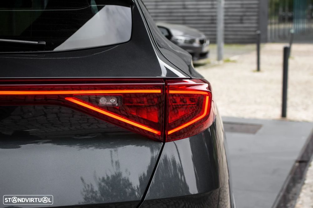 Cupra Formentor VZ 1.4 e-Hybrid DSG - 11