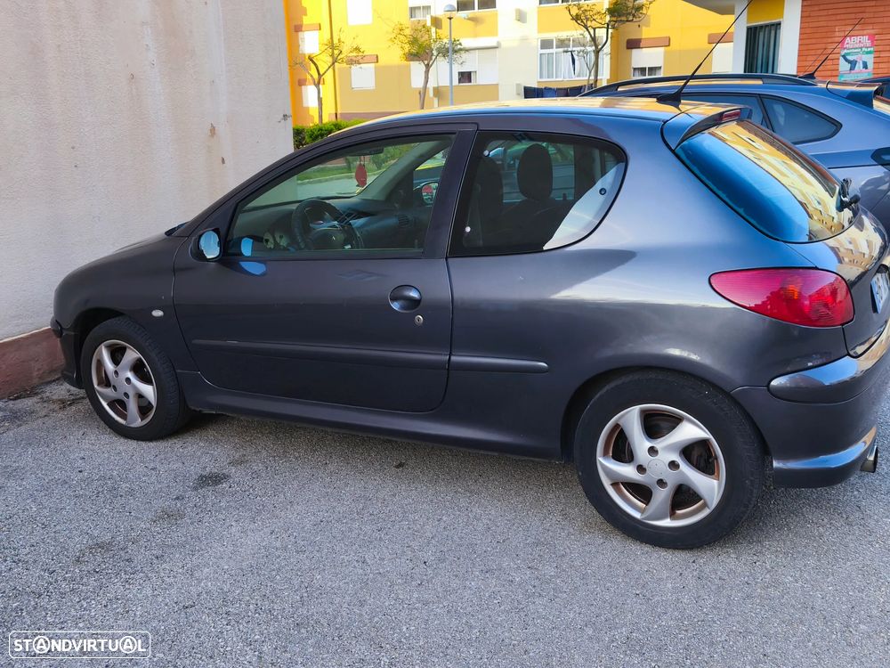 Peugeot 206 1.4 16V XS - 1