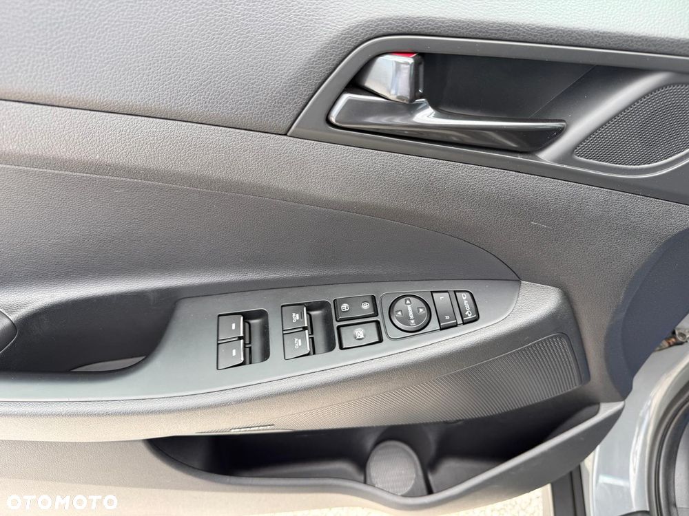 Hyundai Tucson 1.6 CRDi 48V-Hybrid 2WD DCT N Line - 24