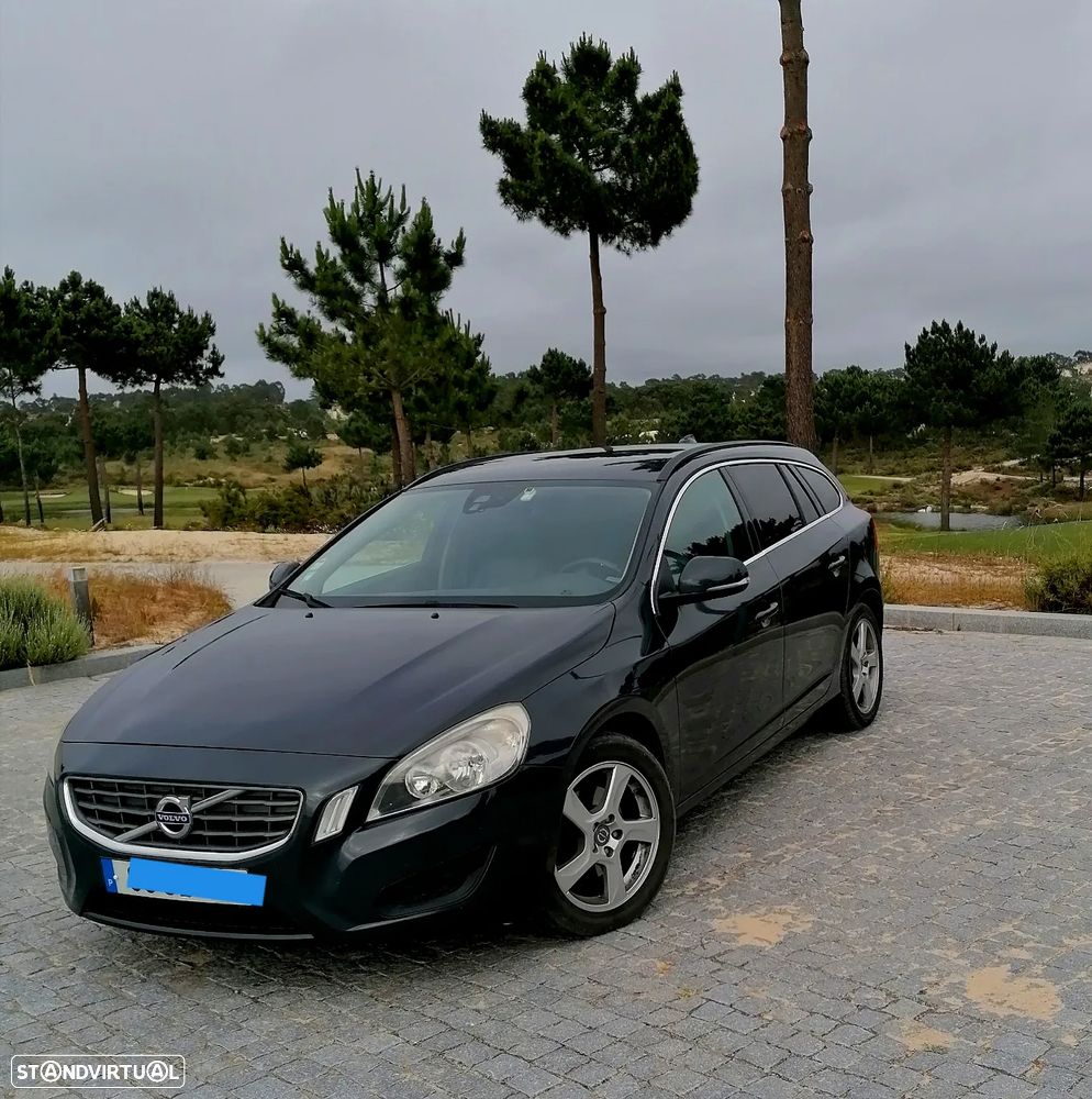 Volvo V60 1.6 D2 Momentum Eco - 8