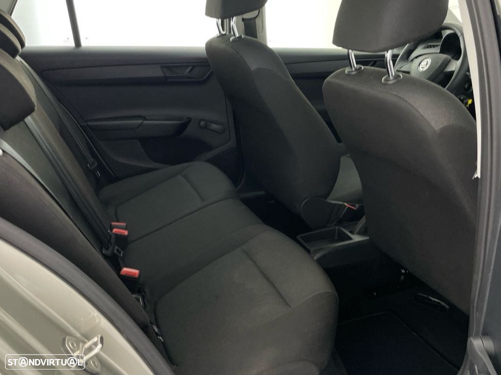 Skoda Fabia 1.0 Active - 25