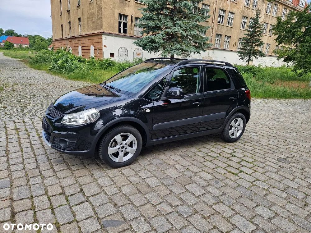 Suzuki SX4 1.6 Premium - 1