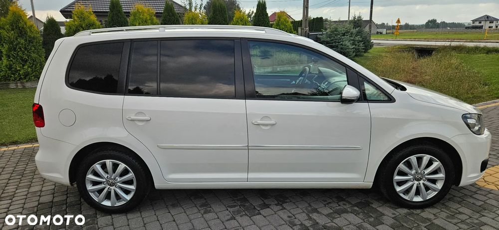 Volkswagen Touran 2.0 TDI DPF Highline DSG - 27