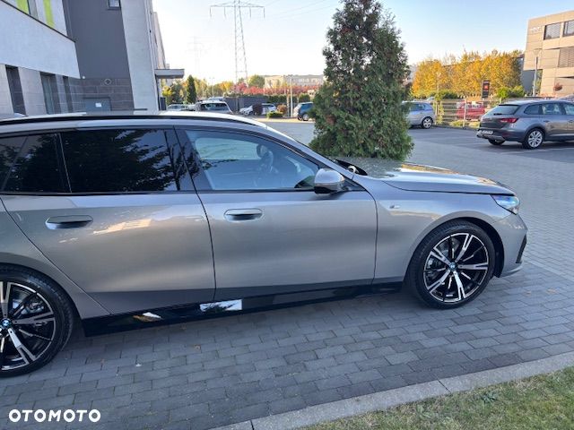 BMW Seria 5 520d xDrive mHEV - 10