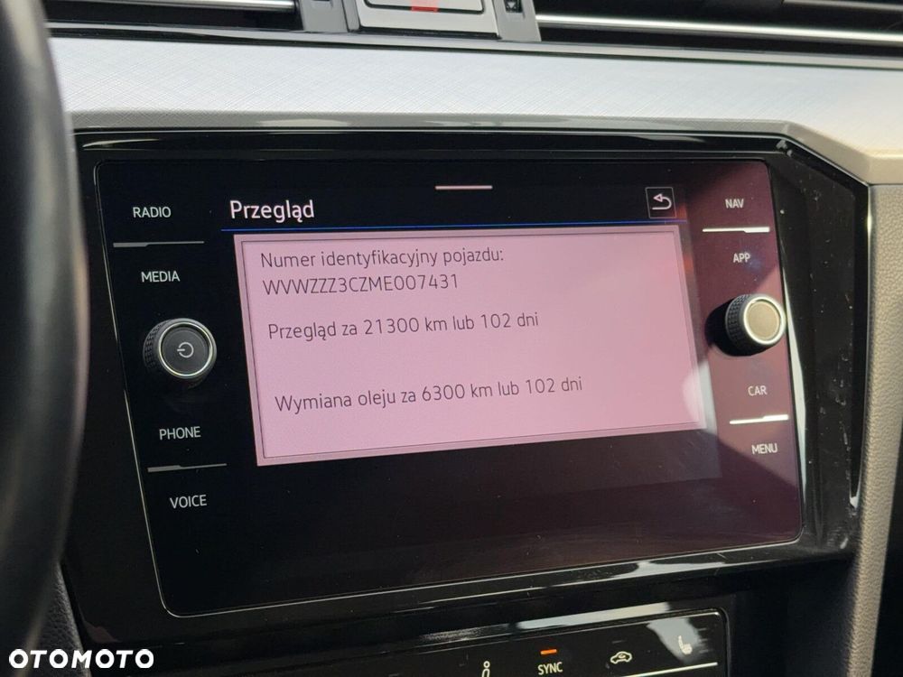 Volkswagen Passat 2.0 TDI EVO Business DSG - 32