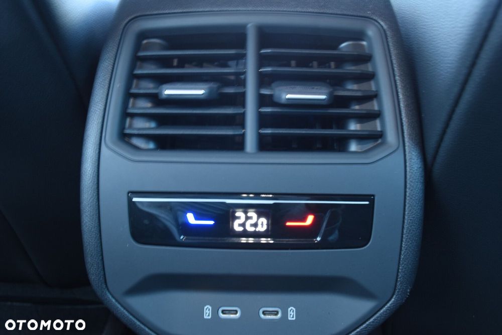 Cupra Leon 2.0 TSI DSG - 28
