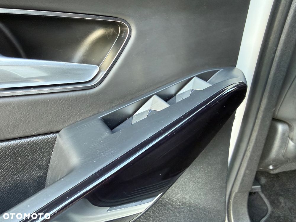 DS Automobiles DS 7 Crossback - 37