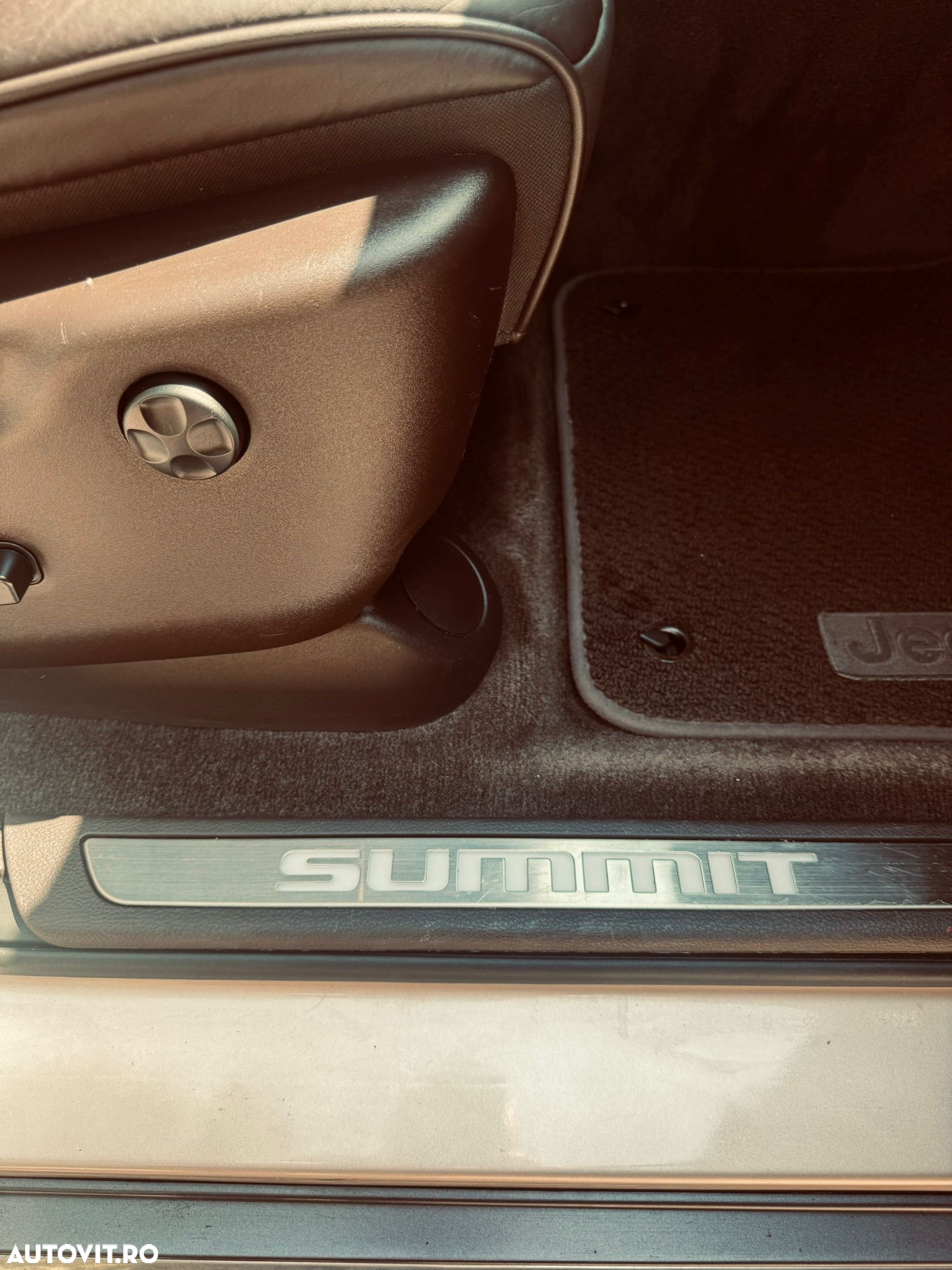 Jeep Grand Cherokee 3.0 TD AT Summit - 13
