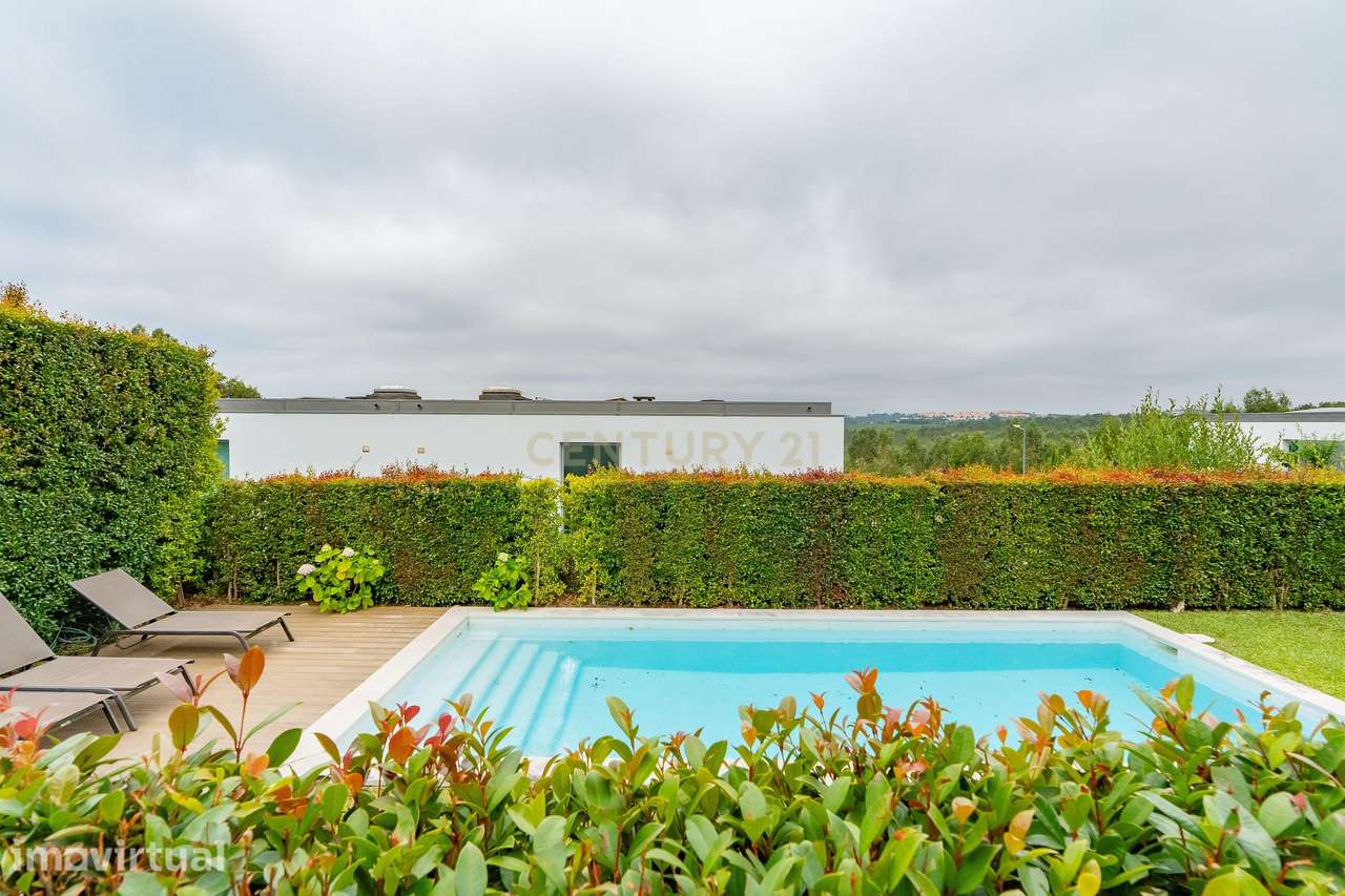 Moradia Contemporânea de Autor no Belas Clube de Campo | Piscina Priva - Grande imagem: 3/28