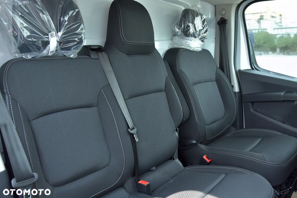 Renault Trafic 2.0 150KM - 25