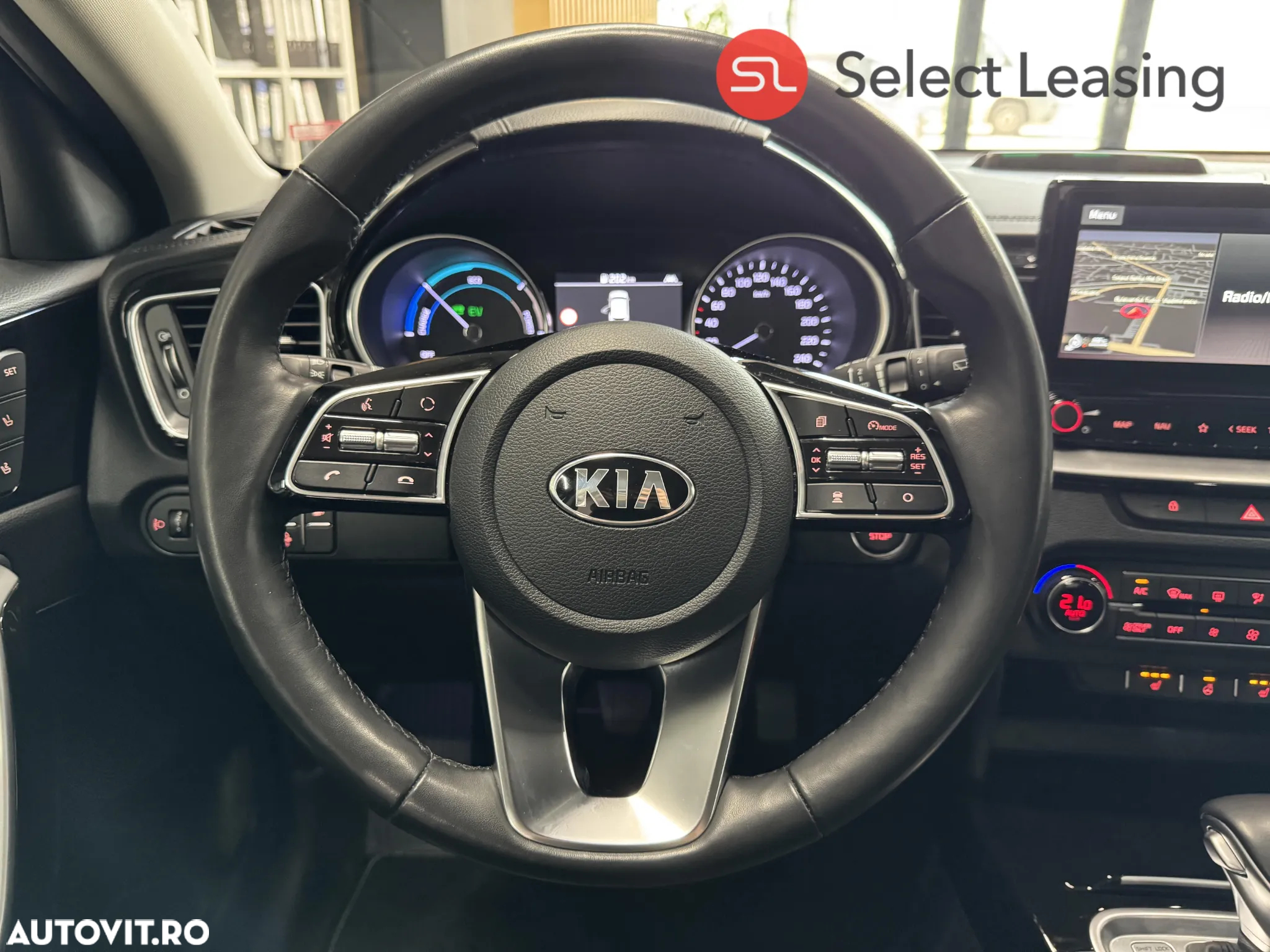 Kia Ceed SW 1.6 GDI DCT OPF Plug-in-Hybrid Spirit - 12