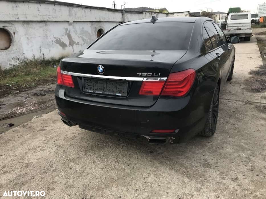 Dezmembram Bmw 750LI x-drive f01 f02 2010 - 1