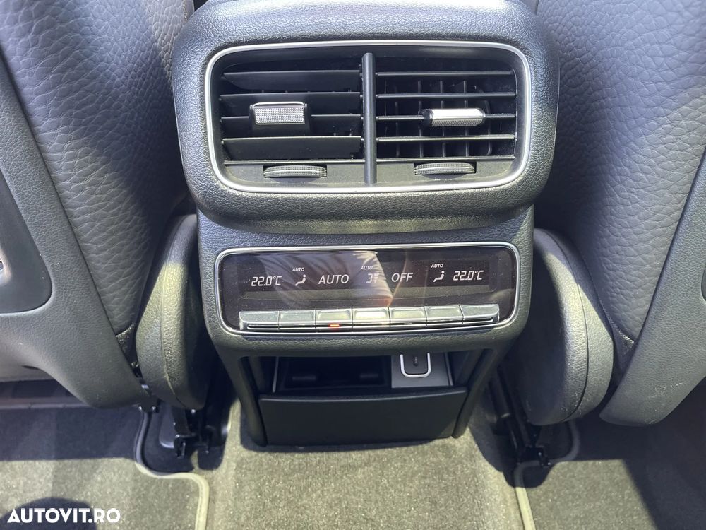 Mercedes-Benz GLS - 26