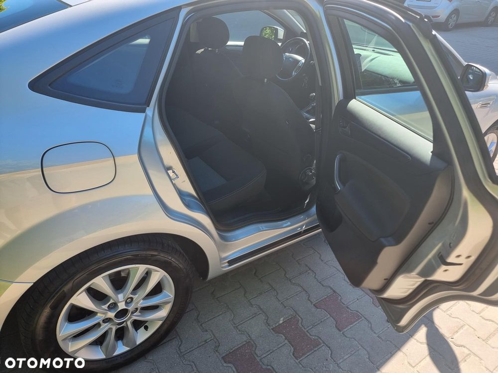Ford Mondeo 2.0 TDCi Gold X - 11