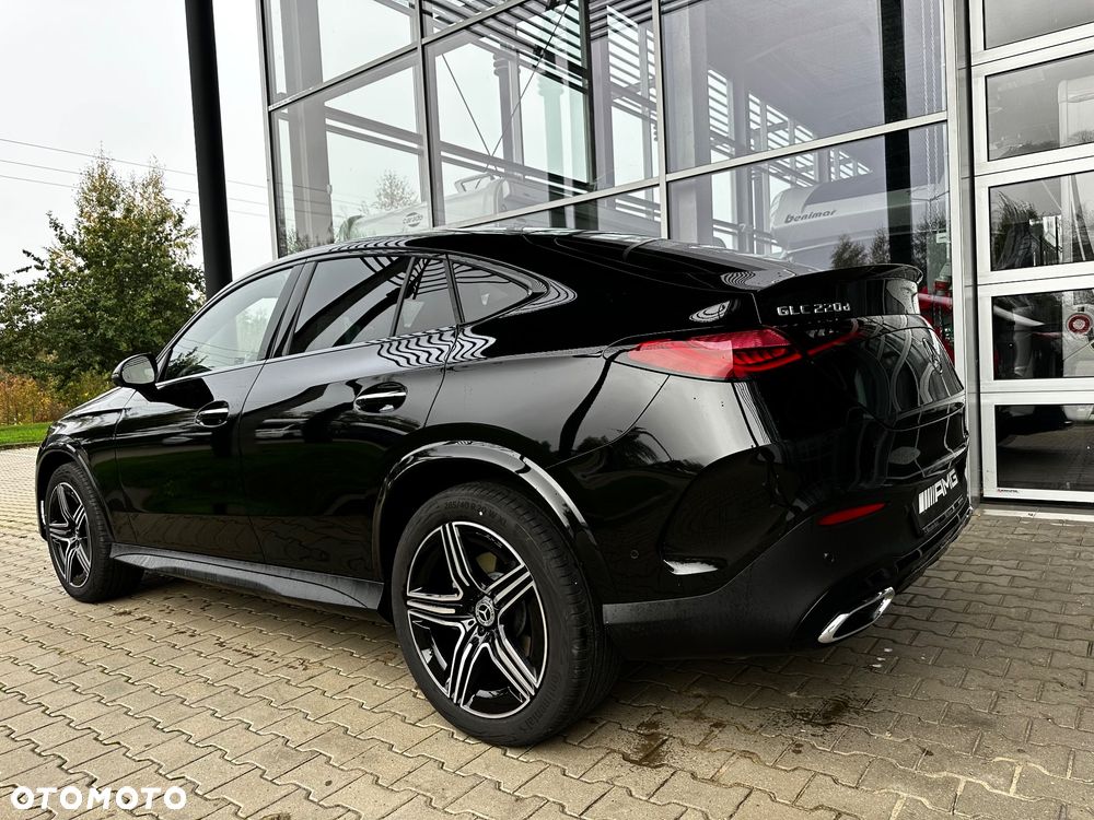 Mercedes-Benz GLC - 1