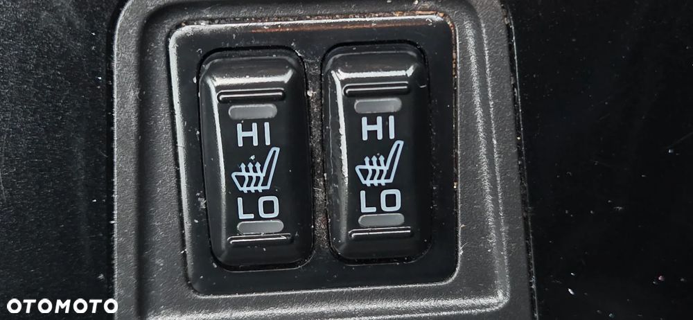 Mitsubishi Outlander - 4