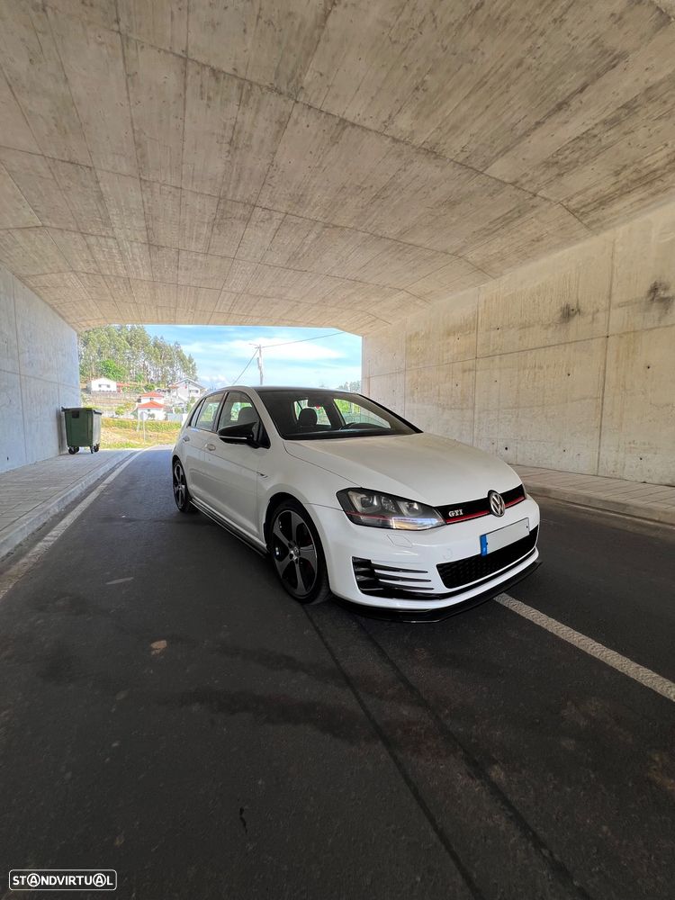 VW Golf 2.0 TSi GTi DSG - 5