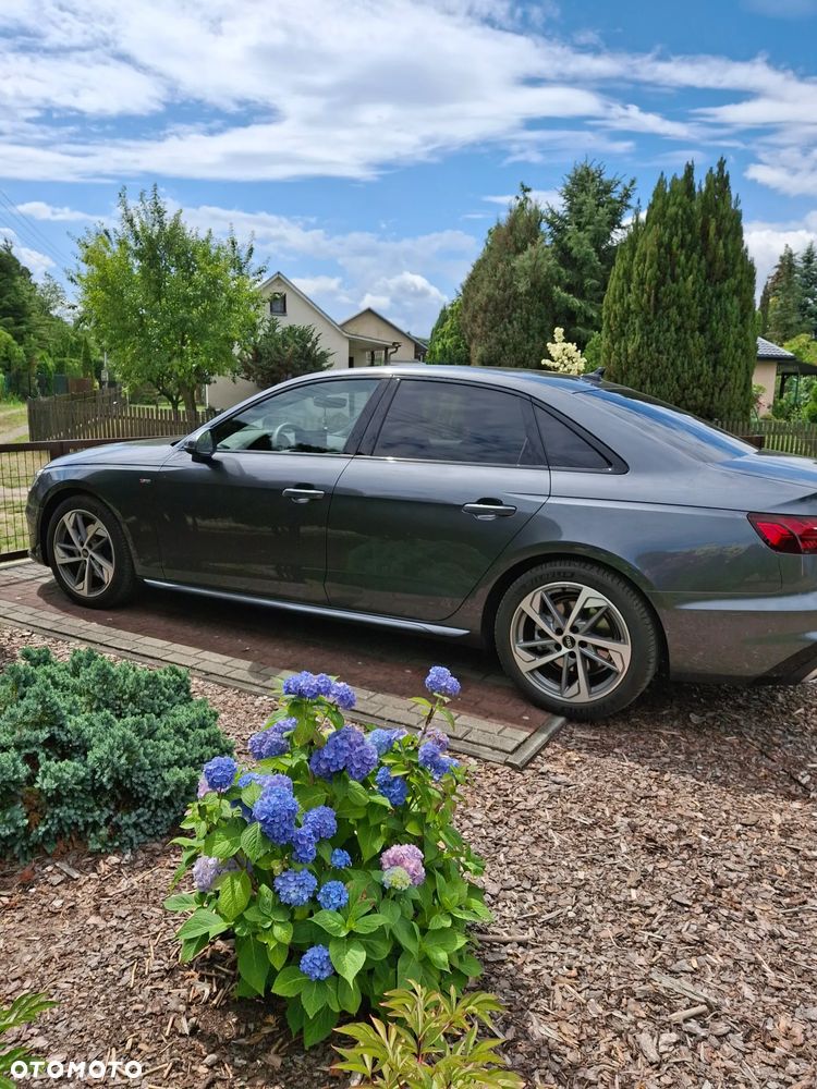 Audi A4 Limousine 35 TFSI mHEV S Line S tronic - 3