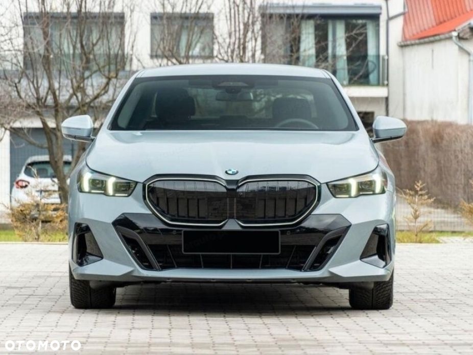 BMW Seria 5 520d xDrive mHEV M Sport - 7