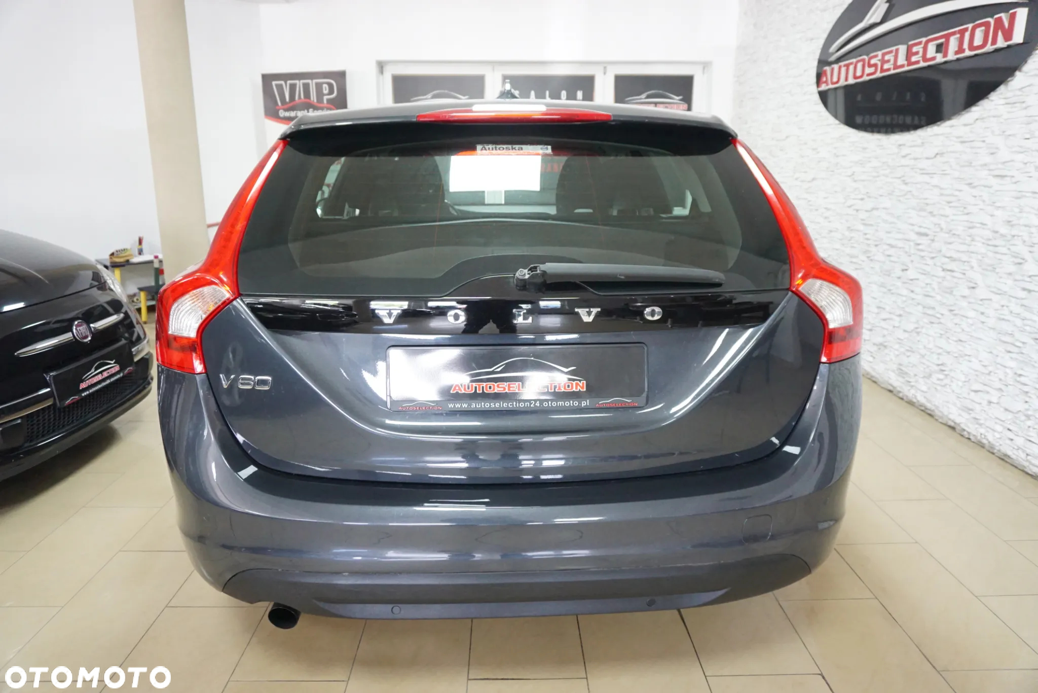 Volvo V60 D3 Momentum - 6