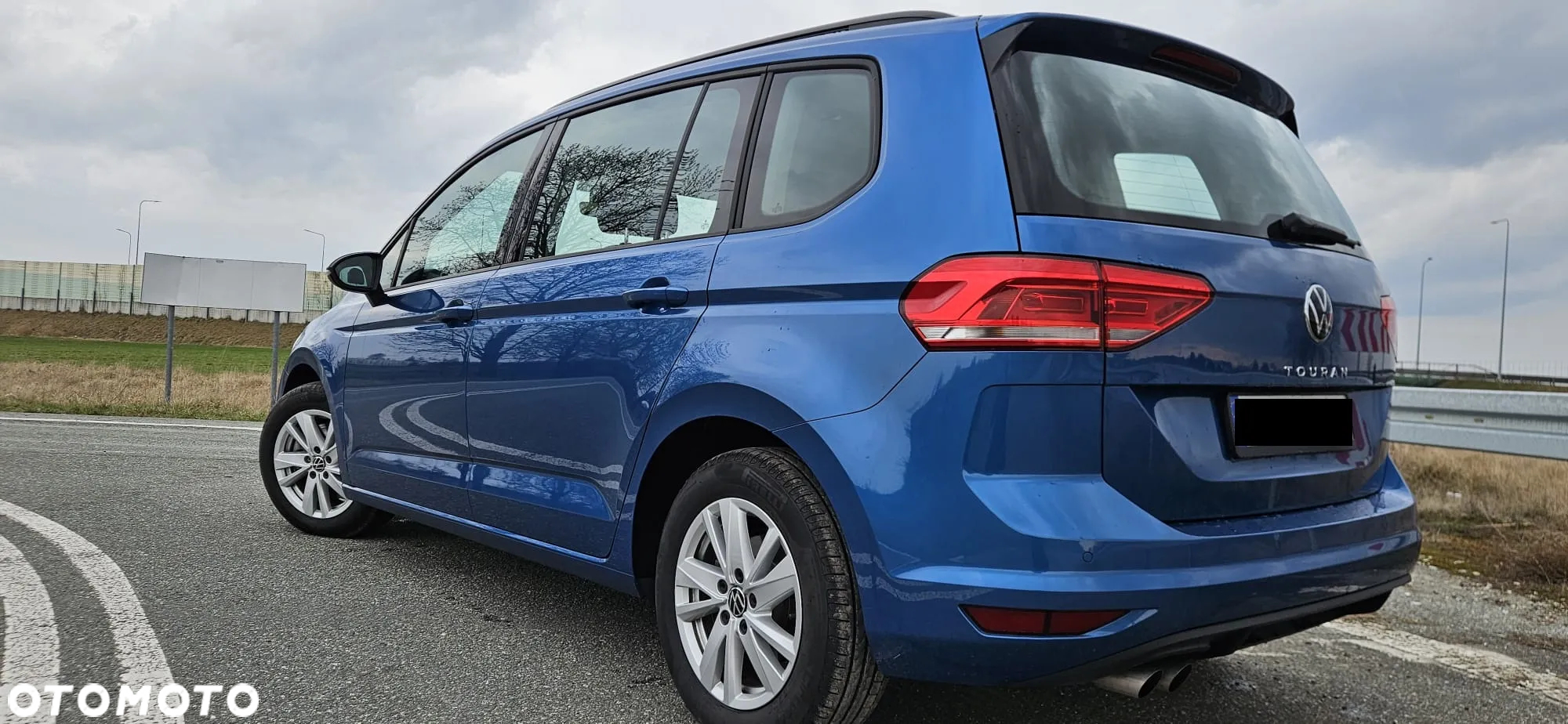 Volkswagen Touran - 3