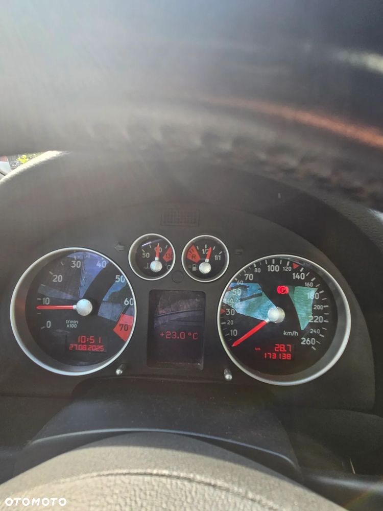 Audi TT Coupé 1.8T - 6