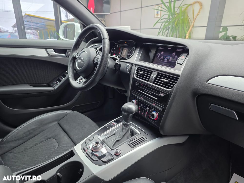 Audi A4 2.0 TDI DPF multitronic S line Sportpaket - 12