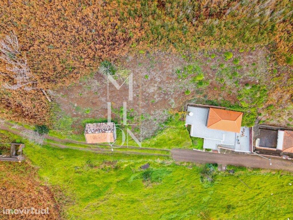 Terreno com Palheiro para Reconstrução | Ponta do Pargo - Grande imagem: 2/20