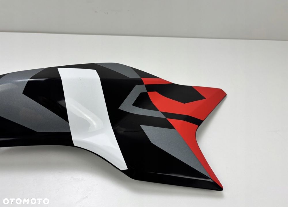Lewy zadupek tylna owiewka Ducati Hypermotard 698 2025 Oryginał - 14