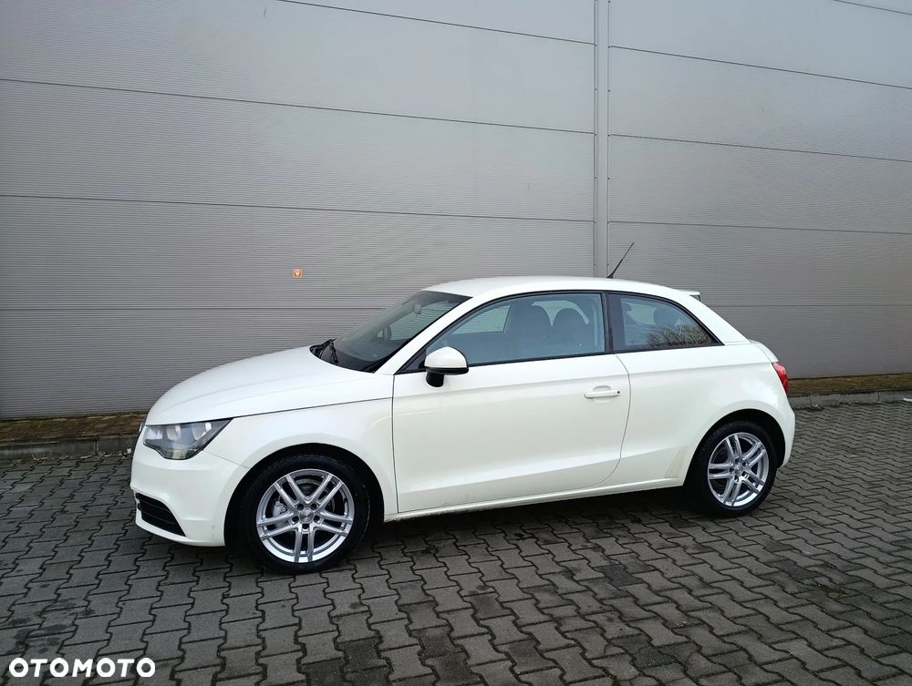 Audi A1 3-drzwiowe 1.2 TFSI Ambition - 22