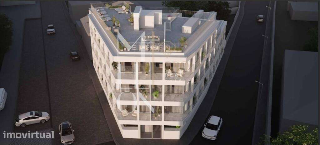 Apartamento T2 junto ao colégio Efanor com box para 2 carros, arrumos - Grande imagem: 5/38