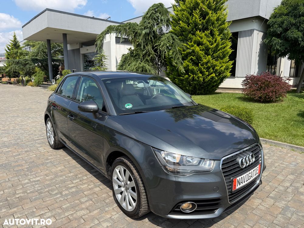 Audi A1 1.2 TFSI Attraction - 4