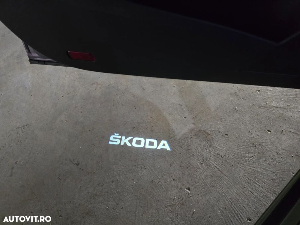 Skoda Karoq 2.0 TDI SCR 4x4 DSG Sportline - 34